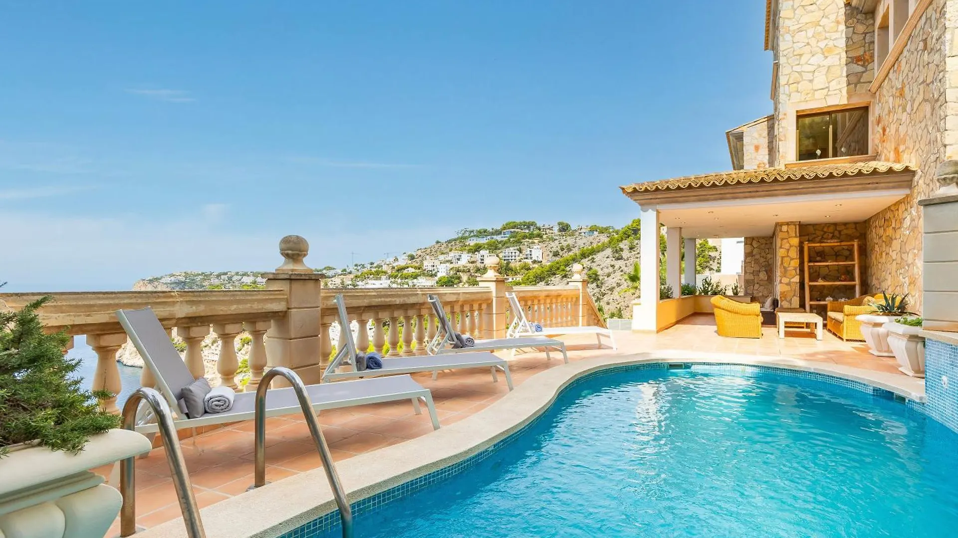 אנדרטקס Villa Cala Llamp ספרד