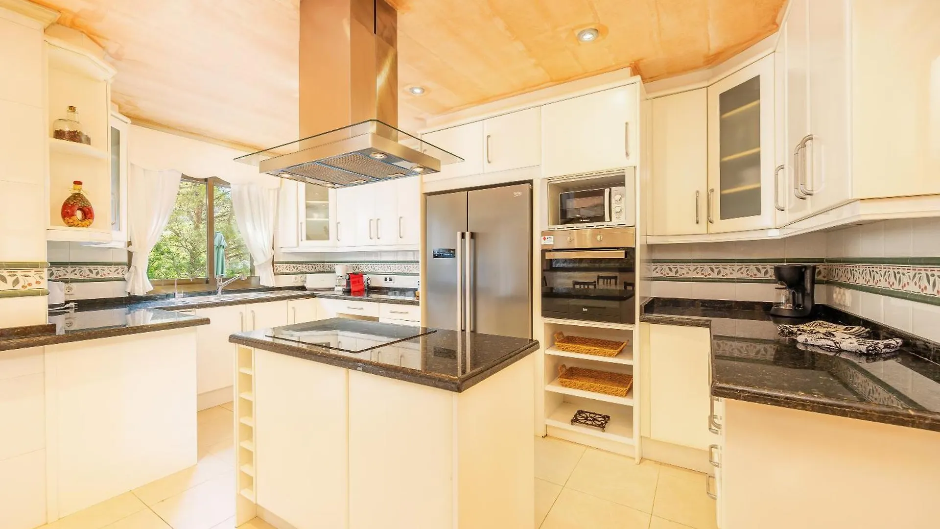 אנדרטקס Villa Cala Llamp