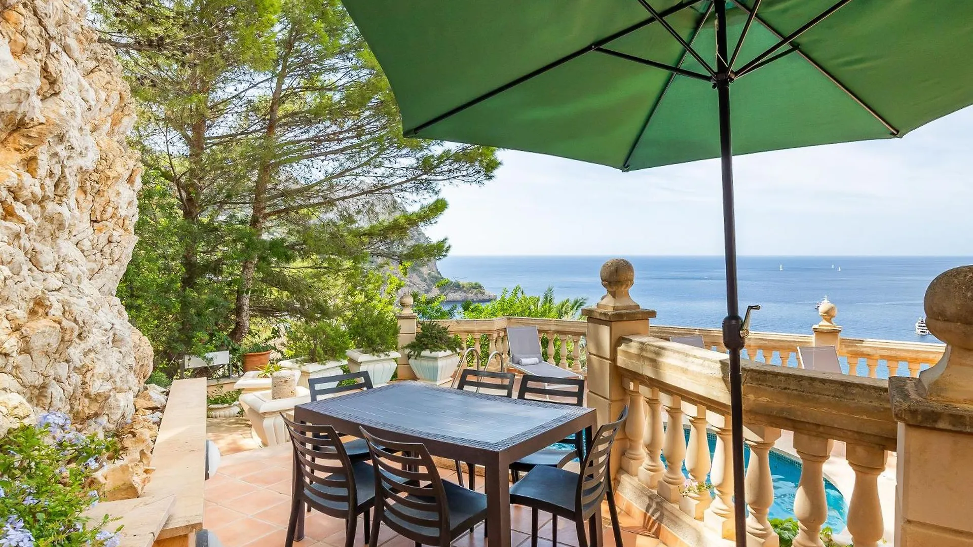 אנדרטקס Villa Cala Llamp